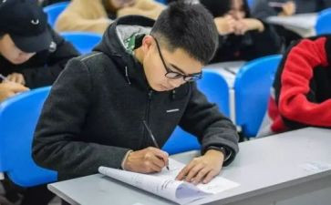 初级教师个人总结优秀8篇