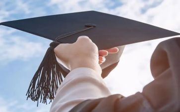 大二学生学年鉴定表自我鉴定参考5篇