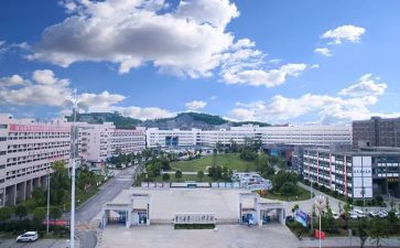 大专毕业登记自我鉴定1000字5篇