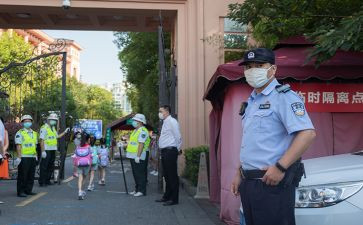 保护校园倡议书最新7篇
