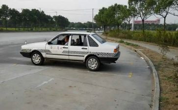 驾校个人年终总结8篇