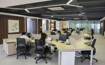 局办公室人员工作总结推荐7篇