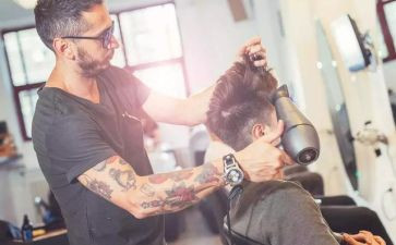 幼儿园理发师教案5篇