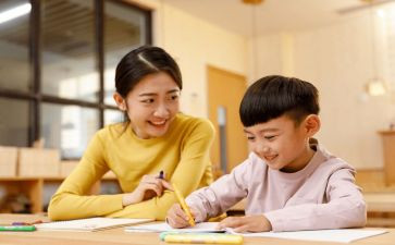 关于说学校的演讲稿8篇