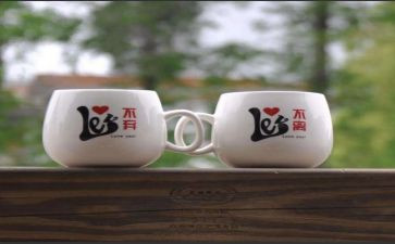 与谁相伴的日子作文参考7篇