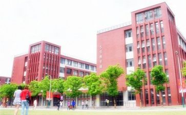我的校园作文优秀7篇