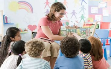 幼儿园教师中班述职报告5篇
