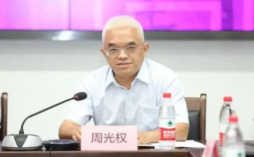 院长年终述职报告8篇