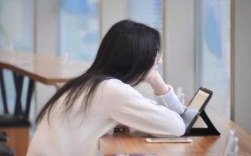 老职工演讲稿模板6篇