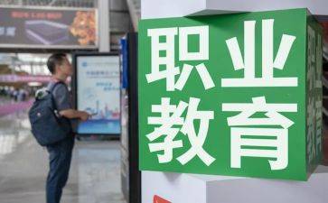 新入职教师年度个人总结5篇