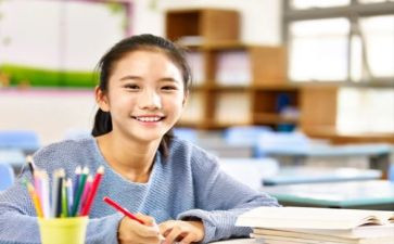 400字的中学作文8篇