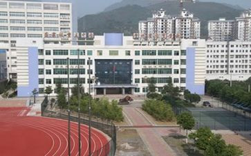 中专生会计自我鉴定5篇